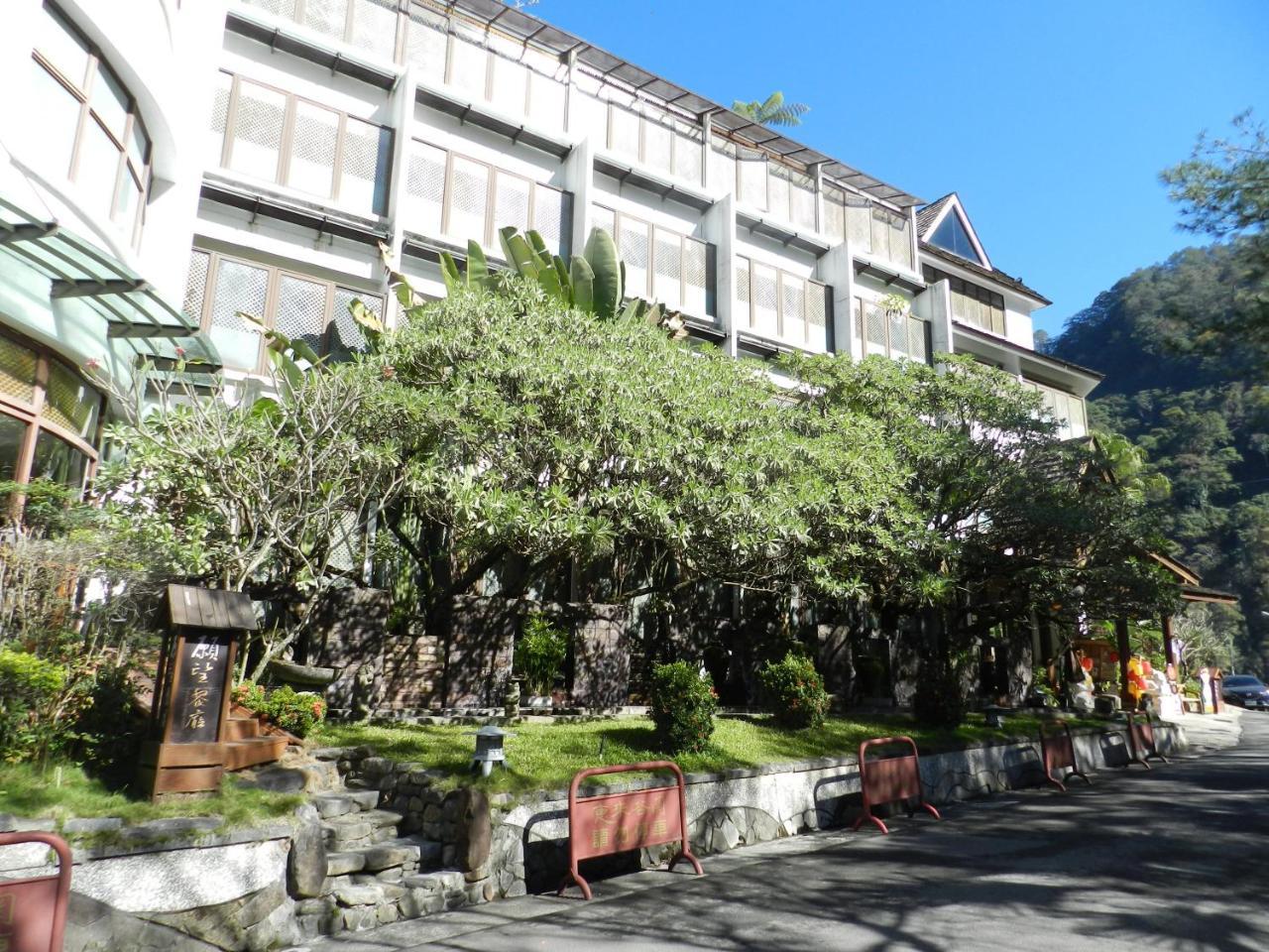 Bali Nature Spa Resort Taichung Bagian luar foto