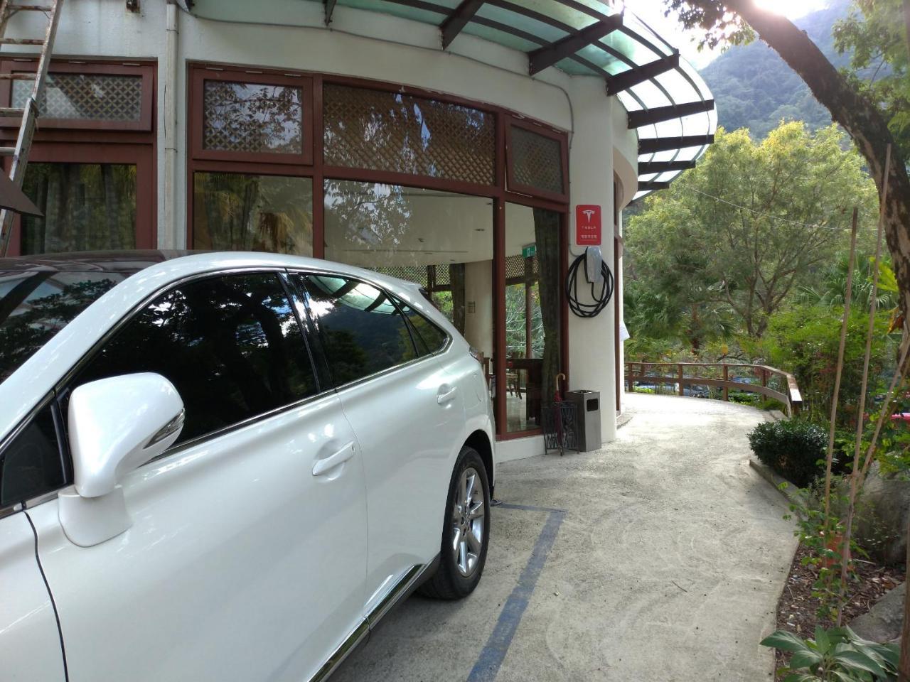 Bali Nature Spa Resort Taichung Bagian luar foto