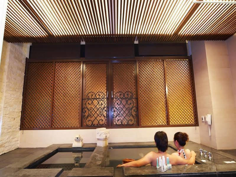 Bali Nature Spa Resort Taichung Bagian luar foto